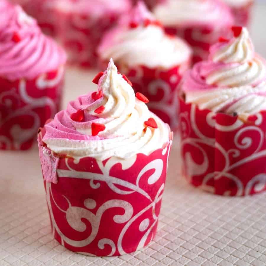 Swiss Meringue Buttercream Recipe (NoFail Method) Veena Azmanov